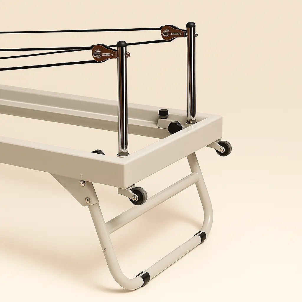 flo. reform™ – Studio-level reformer. Designed for home.
